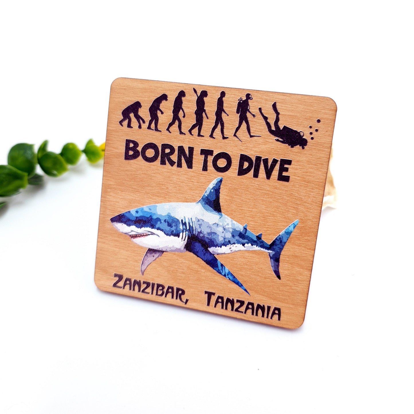Born to Dive Wooden Fridge Dive Magnet
