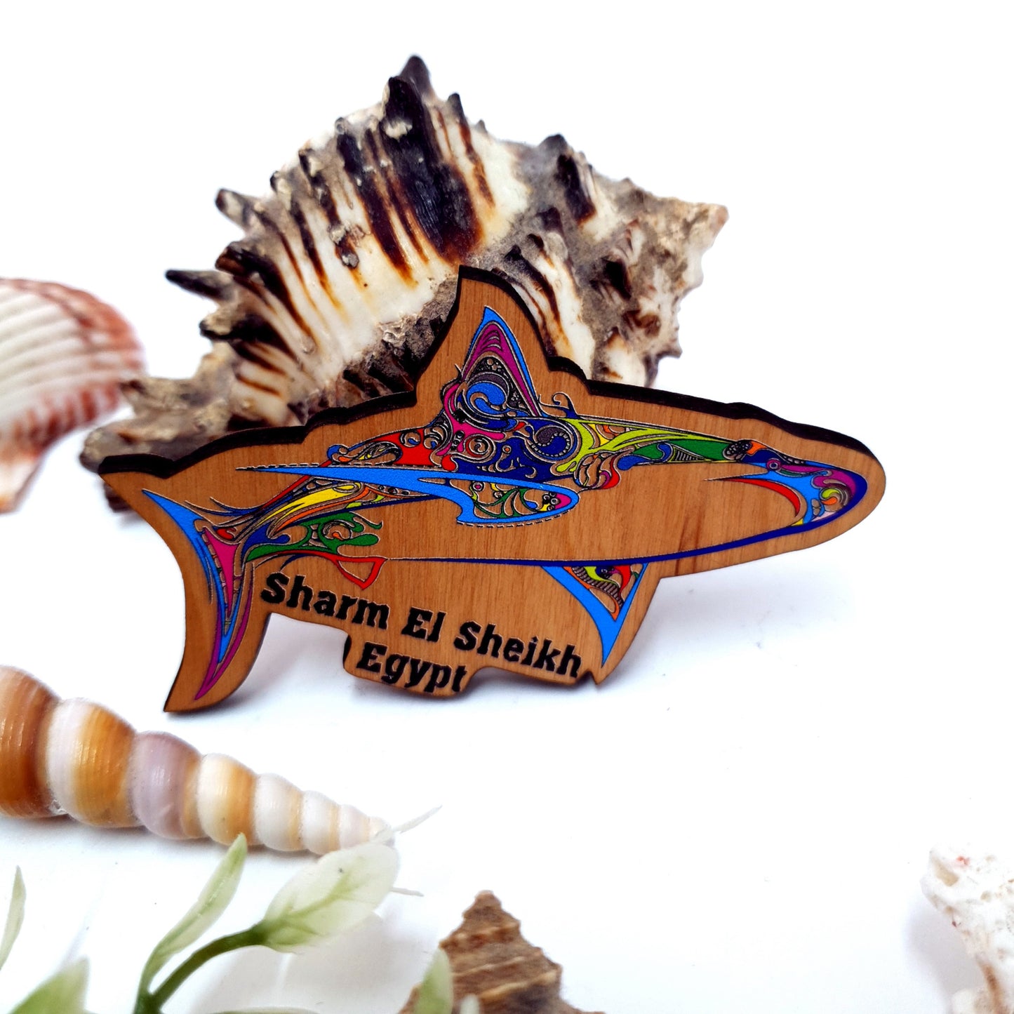 Tribal Shark Dive Magnet