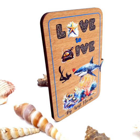 Love to Dive Wooden Fridge Magnet