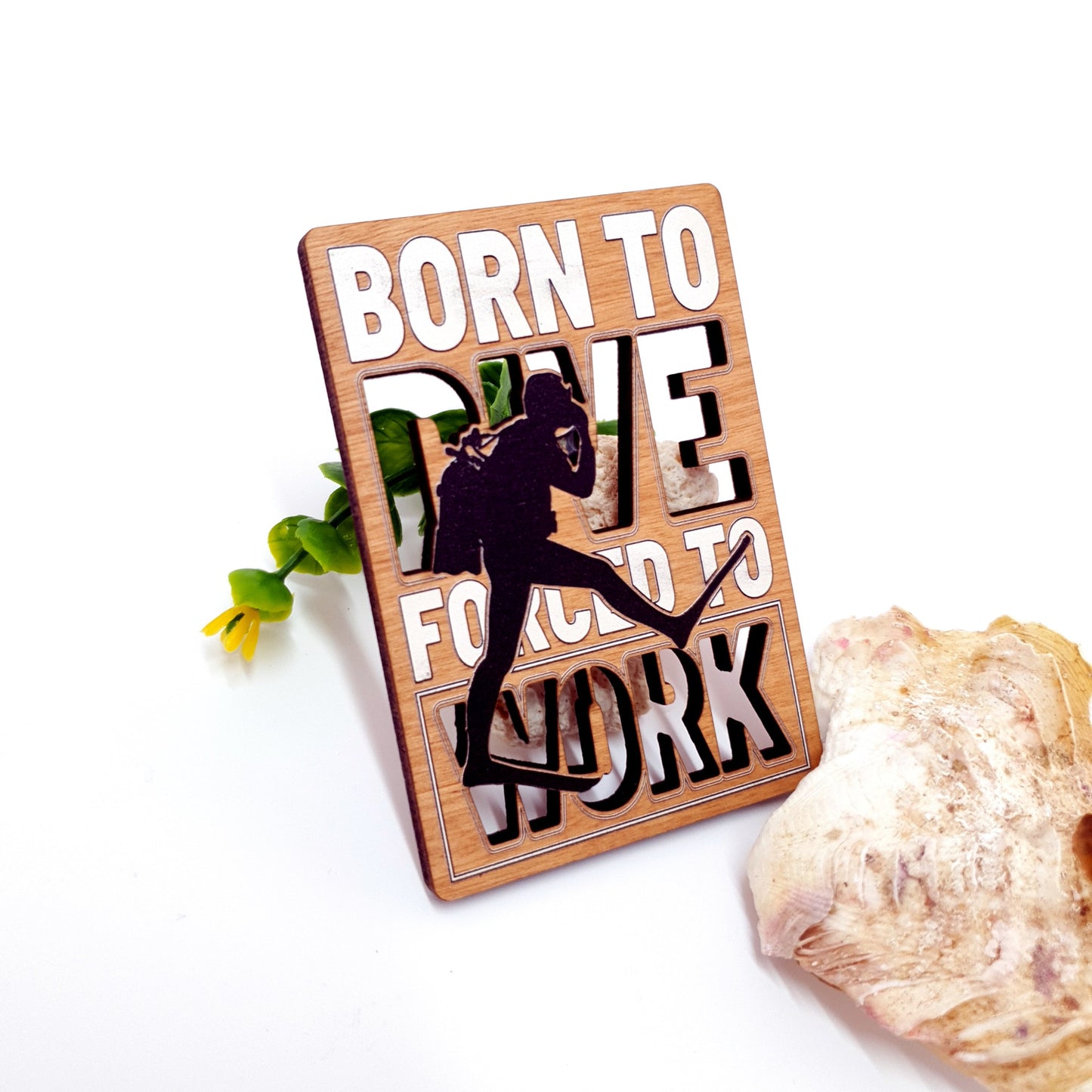 Born to Dive Wooden Fridge Dive Magnet