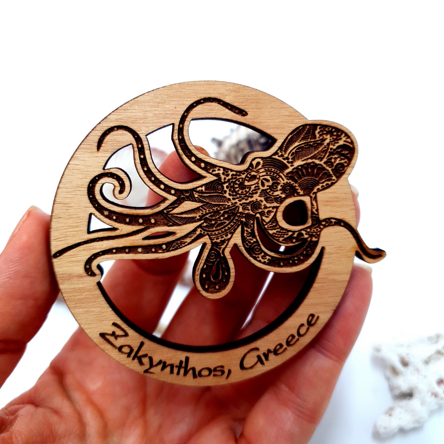 Octopus Engraved Dive Wooden Fridge Magnet